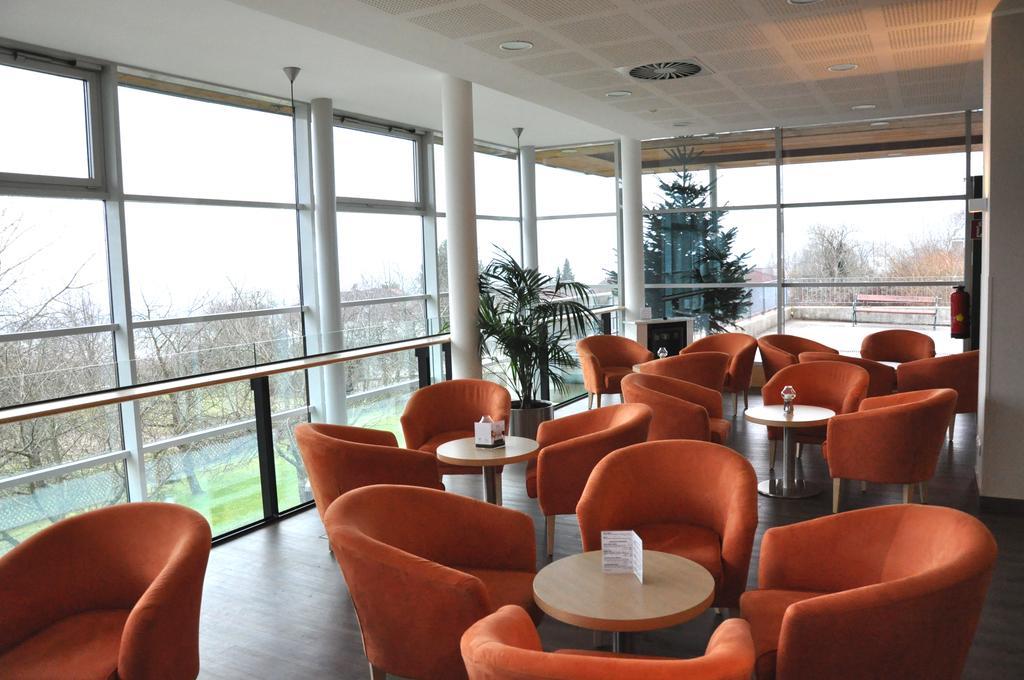 Sankt Magdalena Hotell Linz Exteriör bild