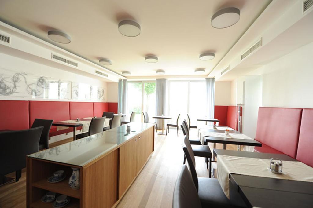 Sankt Magdalena Hotell Linz Exteriör bild